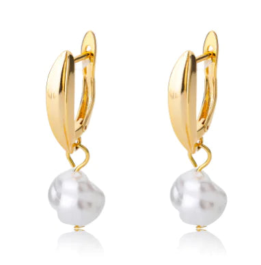 Aretes de Perlas Bañados en Oro de 18K con Circonitas (Un Par)