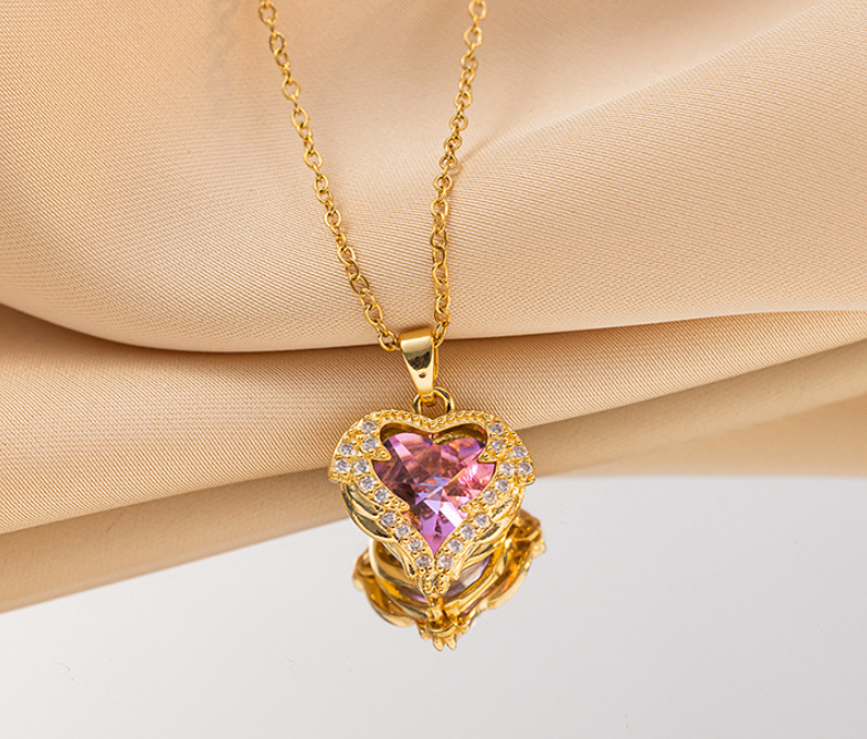 Collar Corazón Rosa y Diamantes Chapado en Oro de 18K