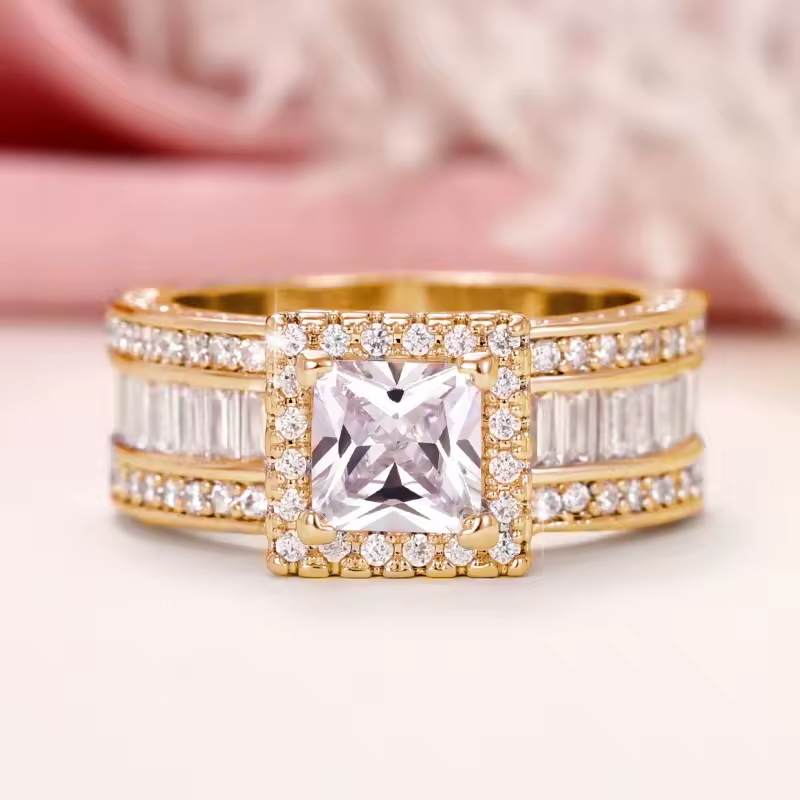 Anillo Chapado en Oro de 18K con Cristal Lujoso (Una Pieza)