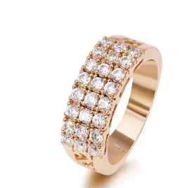 Anillo de Oro de 18k con Circonia - Diseño Simple en Oro Rosa