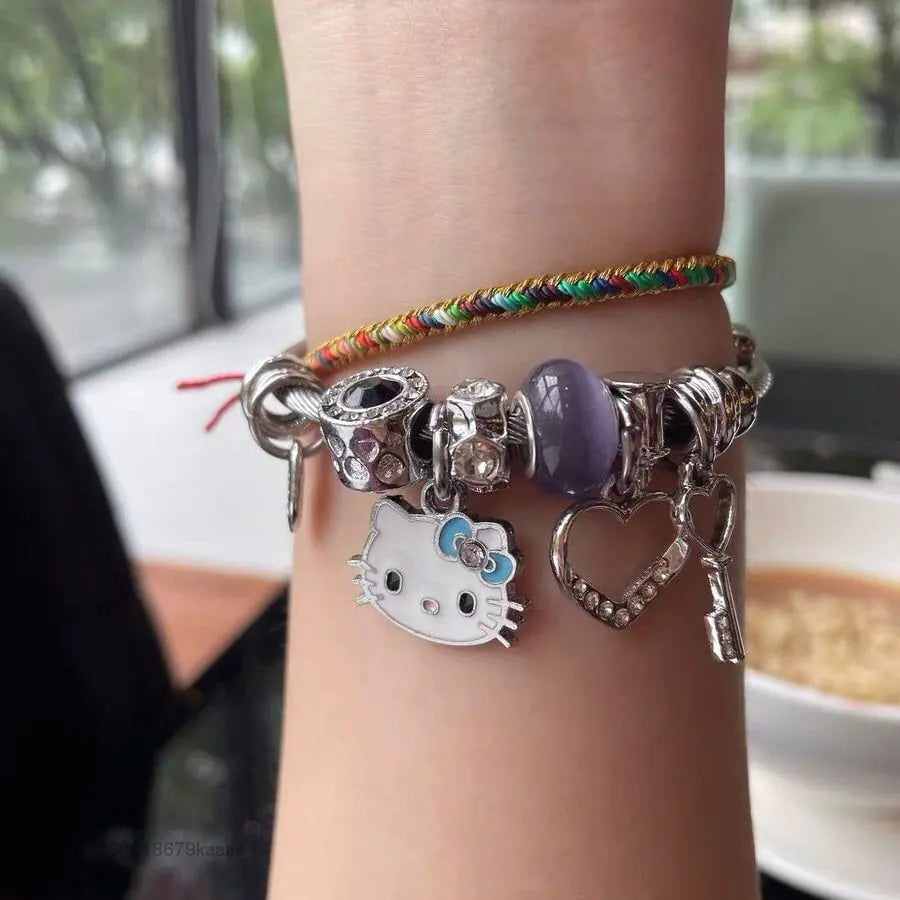 Pulseras con Dijes de Hello Kitty
