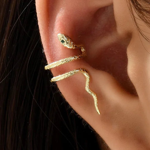 Aretes de Serpiente Chapados en Oro de 18K con Cristales Espaciales (Uno)