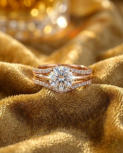 Anillo Radiant Solitaire de Oro Rosa con Zircon