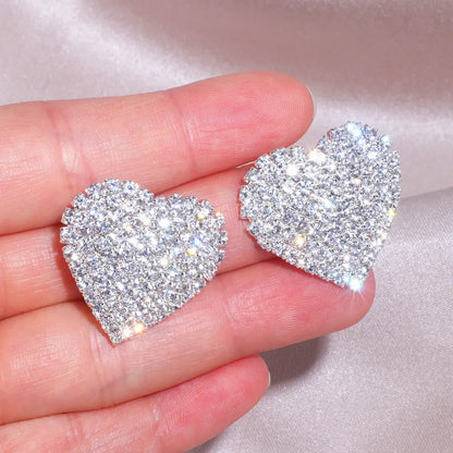 Pendientes de Estudio con Corazón de Cristal