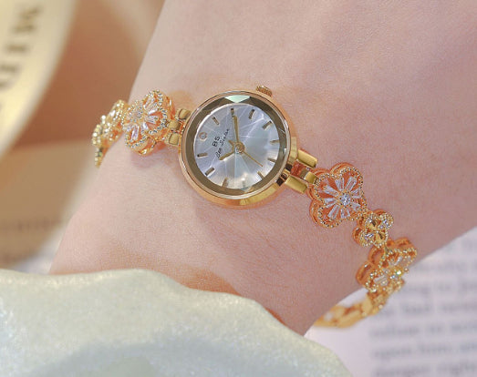 Reloj Lucky Zircon para Mujer con Trébol de Cuatro Hojas (Un Conjunto)