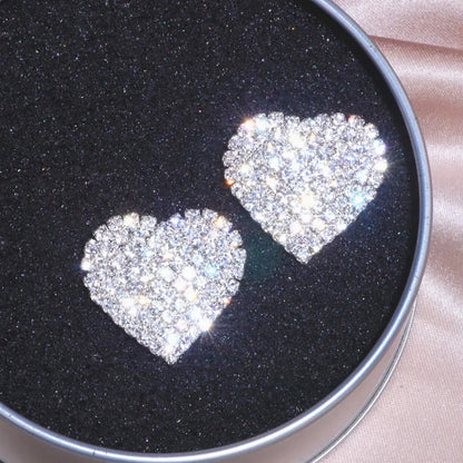 Pendientes de Estudio con Corazón de Cristal