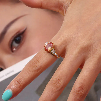 Anillo de Gema de Zircón Ovalado Ajustable en Acero de Titanio